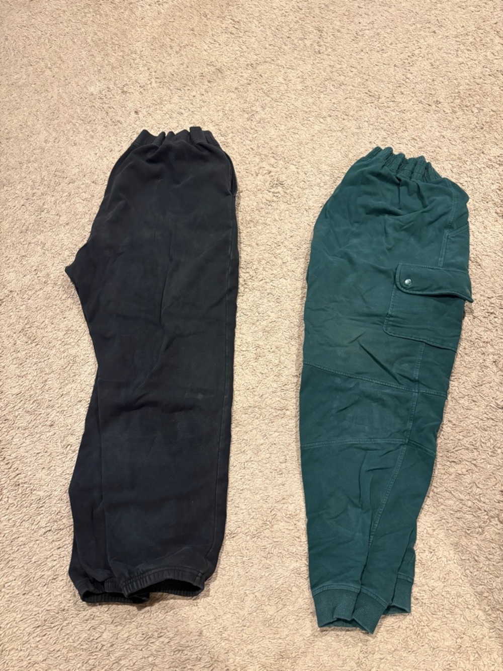 BuffBunny Black & Dark Green Pull-On Cargo Joggers